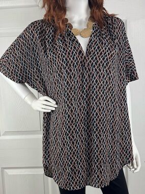 Worthington Black & Tan Patterned V-Neck Short-Sleeve Blouse